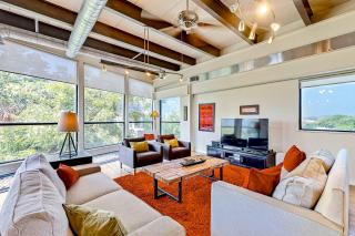 Encinal Condominiums 301 - 0