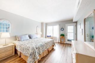 Royal Hawaiian 106 - 5