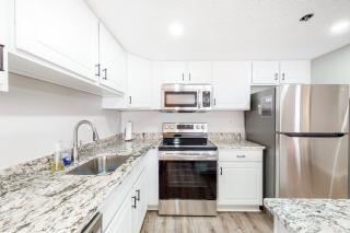 Royal Hawaiian 106 - 1