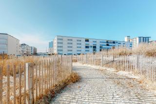 Breakwater II 302 - 6