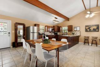 Artist's Retreat - 3