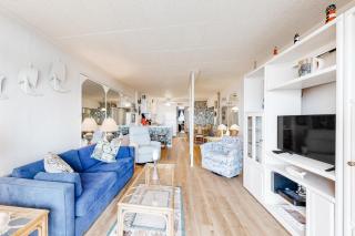 Breakwater II 202 - 4