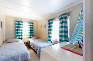 Sherwood West 104 - 2