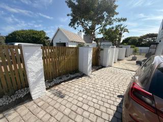 THE SURF AND GOLF HUIS Solar Power - 7