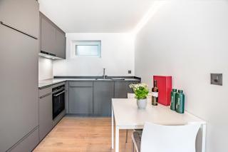 Completely renovated, furnished studio with plenty of comfort - 3