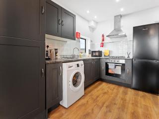 The Craftsman Birmingham City Apartment - 7