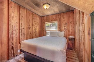 The Big Bear Lakefront Lodge - 2