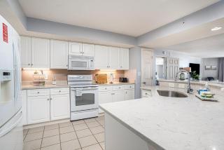 Yacht Club Villas #2-902 - 6