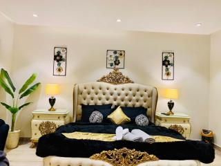 Royal by 2ndHome - Rawalpindi - 9