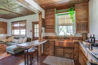 Less Than 1 Mi to Downtown Arcadia Tranquil Wooded Escape - 5