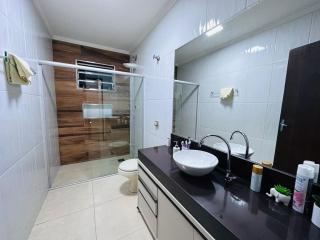 Casa Grande para até 13 pessoas em Aparecida-SP - 7