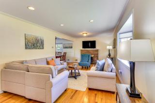 Spacious Fanwood Home with Decks, Walk to Park! - 0