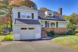 Spacious Fanwood Home with Decks, Walk to Park! - 7