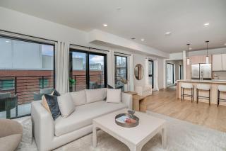 Hyve - Tropical Penthouse - Pool & Gym - 9