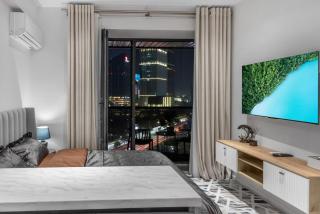 Urban Luxe U-Tower Tashkent City View Apartment - 8