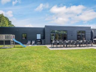 16 person holiday home in Glesborg - 7