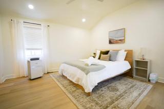 -Heart of Ocean Beach-Ocean Views-1GIG Wifi Speed - 3