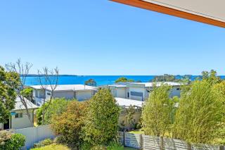 Blissful Batehaven Views - 9