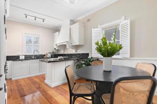 Balmoral Beachfront - A Serene Coastal Retreat - ESPL6 - 6
