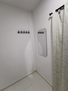 Habitación con baños privado, comparte zona social - 6