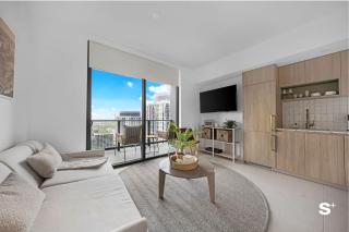 Elegant 1-BD Condo in Downtown Miami with City Views - 5