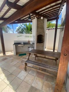 Vila de Porto e Piscinas naturais, á 5 min de caminhada! - 1