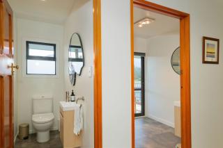 Seaward Pottery Upstairs Apartment - 4