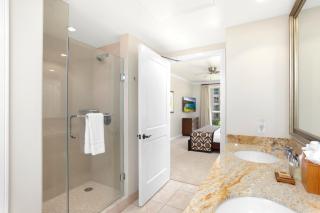 Honua Kai 3 Free Rental Cars KBM Resorts Extra Large Corner Suite 3 Units 7 Bedrooms HK ML-1406 - 3