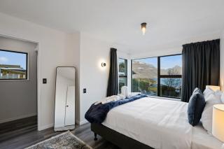 Lakeview Comfort Incredible Views & Woodfire - 8