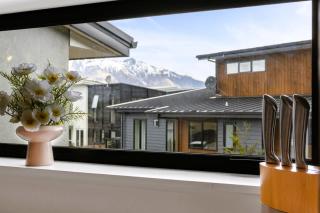 Grand Alpine Villa - 4 bedrooms - 7