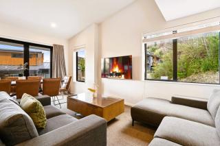 Grand Alpine Villa - 4 bedrooms - 3