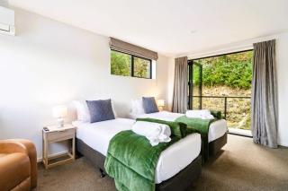 Grand Alpine Villa - 4 bedrooms - 4