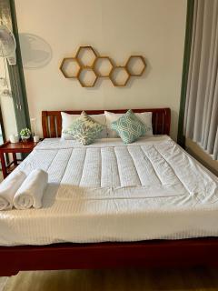 The Summer Guesthouse - 9