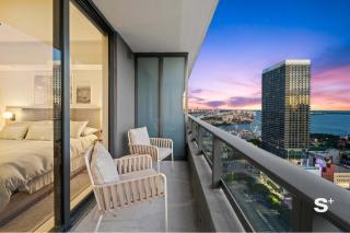 Miami Luxury Studio with City View - 1