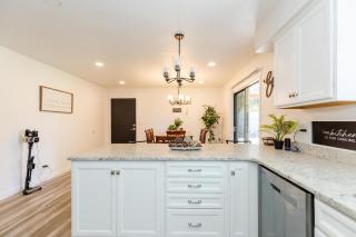 Hyde Park Haven - your home away from home - minutes north of Logan and USU - 6