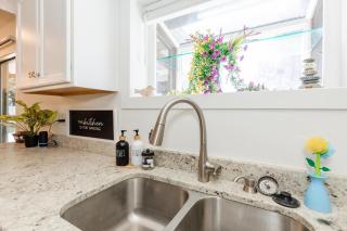 Hyde Park Haven - your home away from home - minutes north of Logan and USU - 4