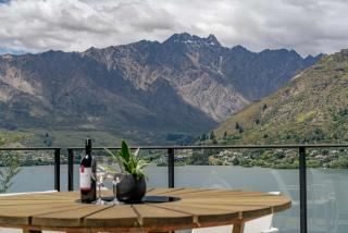 Charming Lakeview Home with Remarkable Views - 7