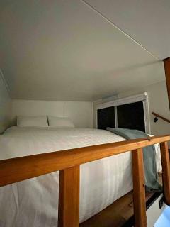 Hidden Camp's Loft House by Tiny Away - 4