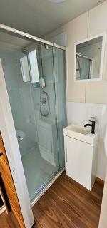 Hidden Camp's Loft House by Tiny Away - 2