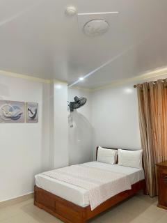 Strong King Hotel - 4