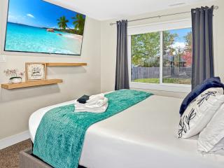 Renovated Suite in WL, 5 Min to Downtown, All New Appliances, Self Check-In - 0