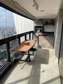 Penthouse Exclusive Hangar - 4