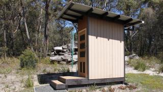 BAY OF FIRES ECO HUT off grid experience at Binalong Bay - 9