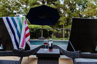 Labrador Lake with FirePit and Billiards - 3