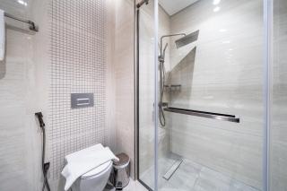 Luxe 3BDR Panoramic Burj Khalifa Views Business Bay - 3