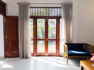 Moonlit Luxury Apartments - 6