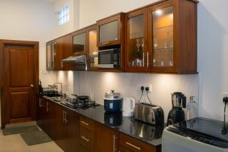 Moonlit Luxury Apartments - 5