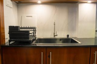 Moonlit Luxury Apartments - 4