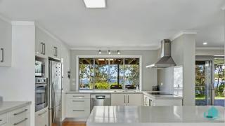 WishStay Waterfront Luxury Retreat - private pool - 3