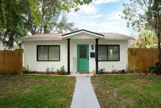 St Pete Gem Near the Beach - 9